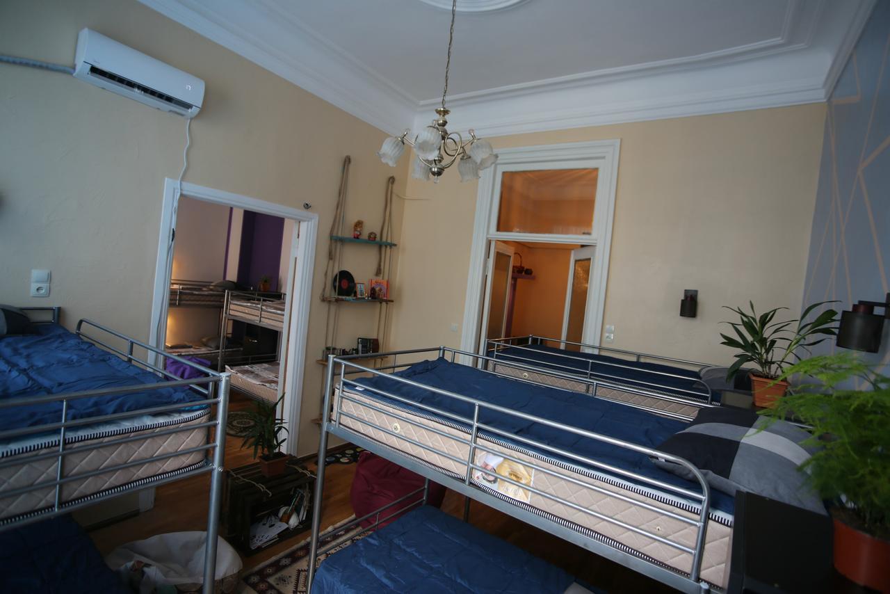 Lilus Hostel Batumi Exterior foto